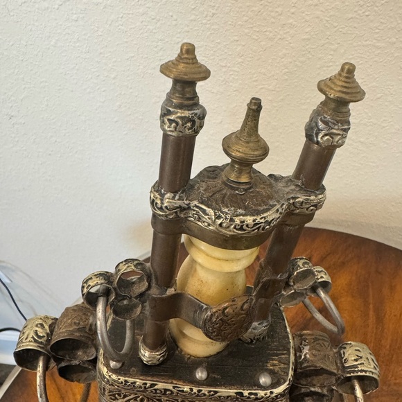 Antique Moroccan Tribal Gun Powder Flask / Case Hand Hammered With Bone Neck - Picture 13 of 16